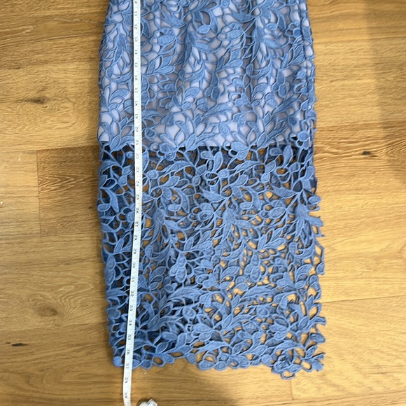 Fallon NBD lace dress with adjustable straps - Picture 5 of 9